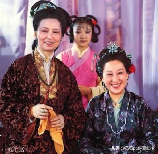 薛姨娘分宫花，贾家三姐妹首位黛玉放其后，为何如此安排？