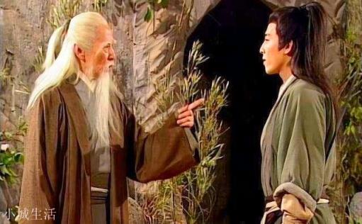 东方不败如果放到《天龙八部》里面能排第几？