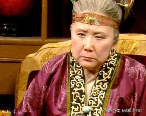 宝玉大婚后,袭人为何被撵?