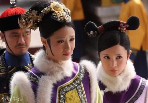 安陵容容貌、家世都不如华妃,华妃为何如此嫉妒她?
