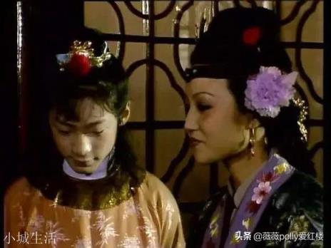 《红楼梦》里的赵姨娘，大家都那么讨厌她，为什么贾母还同意她儿子娶她呢？