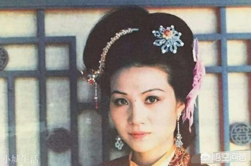 《红楼梦》里的赵姨娘，大家都那么讨厌她，为什么贾母还同意她儿子娶她呢？