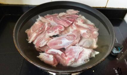 鸡肉怎么腌制去腥味 鸡肉里的血水没有弄干净有影响吗