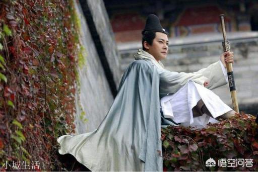 慕容复一心想复国,为什么不招兵买马,反而在江湖上晃悠?