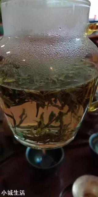 长期喝浓茶的人,身体上都发生了什么变化?