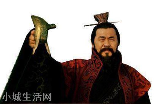 曹操为什么不敢称帝?他的儿子曹丕却敢称帝?