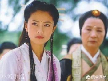 周芷若為什么在小島上不把趙敏殺了，只是傷害了她再把她丟進海里呢？