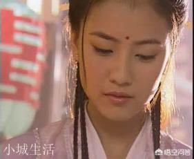 周芷若為什么在小島上不把趙敏殺了，只是傷害了她再把她丟進海里呢？