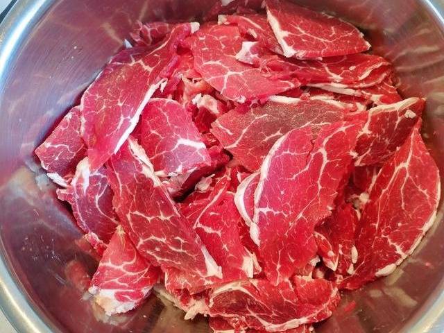 烤牛肉怎么煨料腌制 如何腌制烤肉