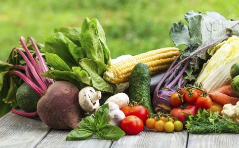 【牙齿】10大食物:让你的大黄牙越吃越白！