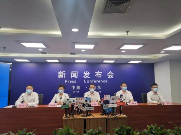 南京地铁1号、3号线明起恢复全线运行 南京全域为低风险地区