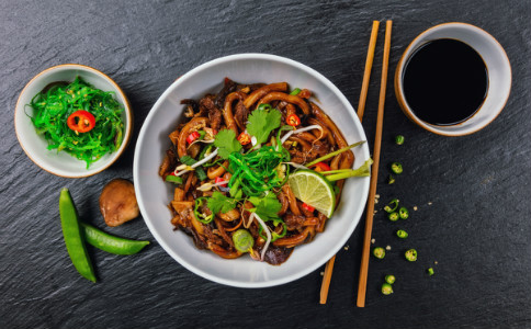 【缓解痛经吃什么】缓解痛经饮食有四忌 莫贪凉少食辣
