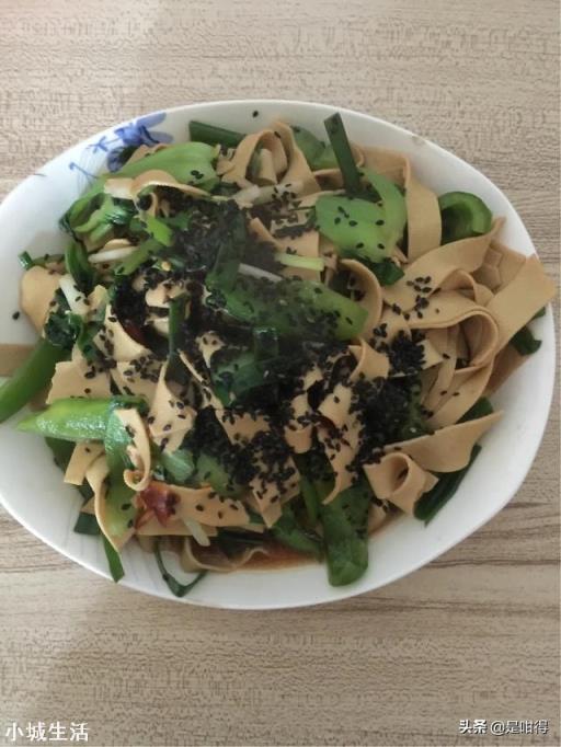 减肥一段时间后，发现自己的饭量减小了，口味也清淡了，这正常吗？