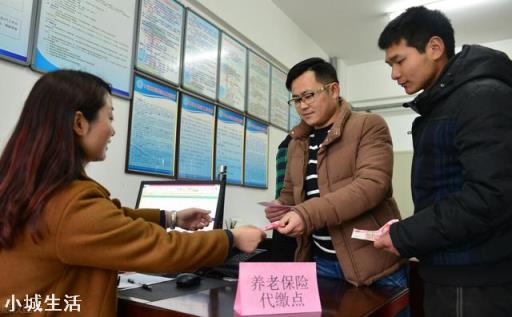 “个人交社保”和“单位交社保”，有区别吗？哪种方式更靠谱呢？