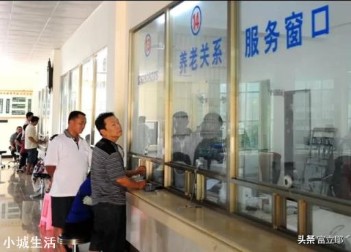 “个人交社保”和“单位交社保”，有区别吗？哪种方式更靠谱呢？