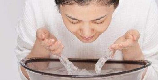 送你4招来改善 皮肤暗黄没气色很难看