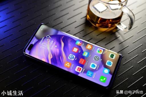 mate30pro5G256和荣耀30pro+256选哪个好？