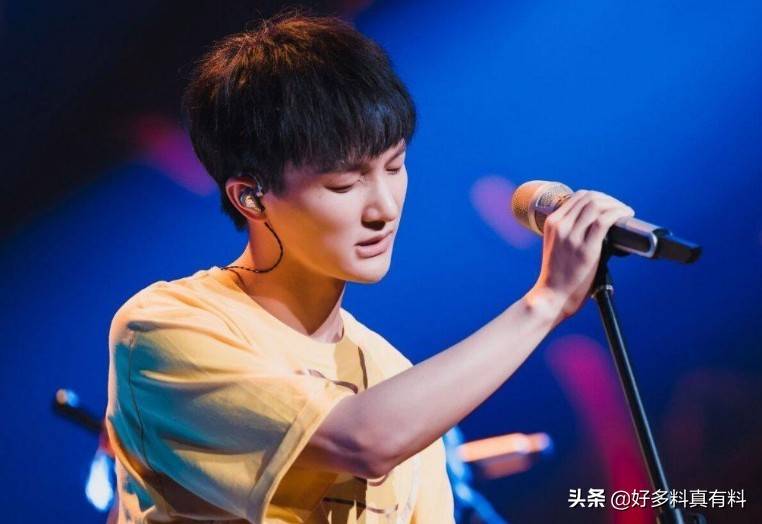 牛仔很忙周深 周深为什么是女声