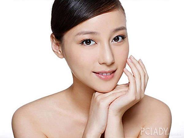 眼角膜有红血丝是怎么回事 眼睛激光多少钱