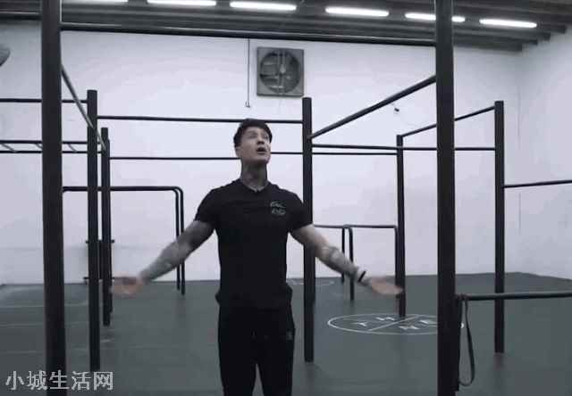 一个引体向上都拉不起来怎么办 单杠怎么练