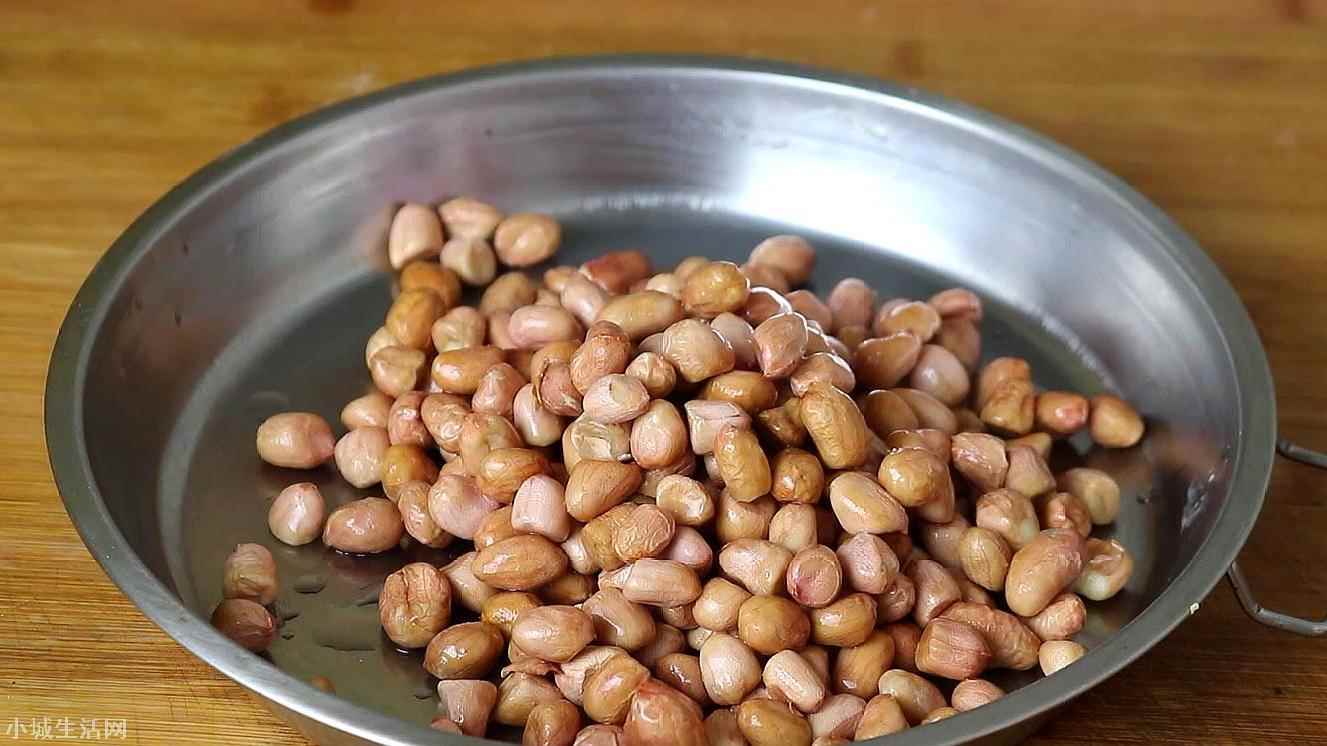 炒花生米秘诀 炒花生米怎么炒才脆香