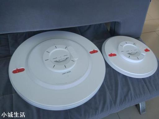 想买个智能LED吸顶灯，米家的YeeLight智能吸顶灯和智睿吸顶灯哪个好？