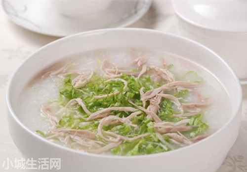 ?一个半月的萨摩怎么养最佳