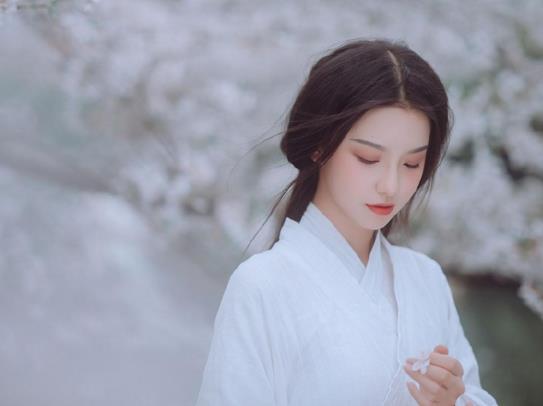 眼皮松弛能做双眼皮吗？全切双眼皮几年后会变自然？