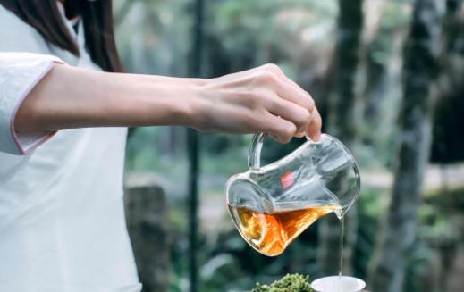 让皮肤全方位美起来 夏季吃这11种食物能防晒清洁皮肤