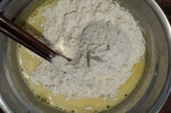 饭煲蛋糕的做法