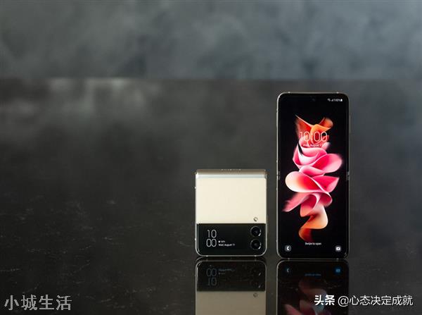 三星Galaxy Z将在9月1号发布，搭载骁龙888处理器，IPX8防水认证