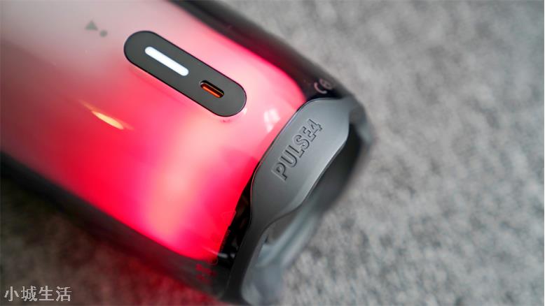 红的黄的蓝的绿的，JBL PULSE4音乐脉动四代好听的声音“看得见”