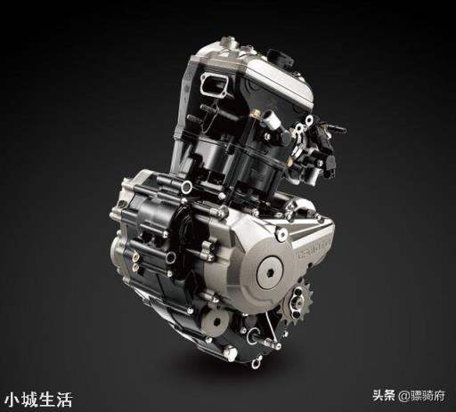 如何评价赛科龙RA2小排量复古动力表现?