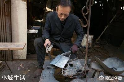 在农村里，木匠、石匠和铁匠，为什么最不能得罪的是木匠？