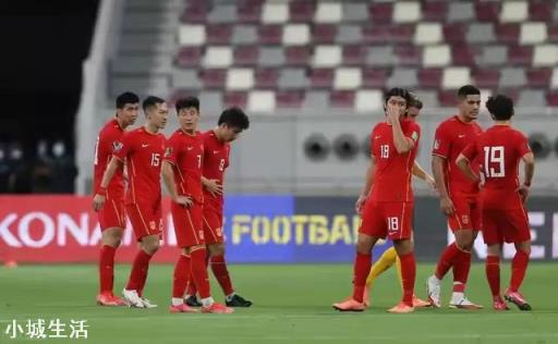 中国队0:3输澳大利亚，又0:1输日本，还有出线的希望吗？