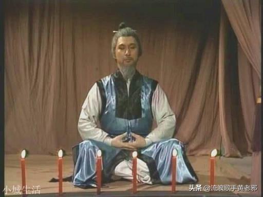 扫地僧曾评价降龙十八掌天下第一，为何洪七公却打不过王重阳？