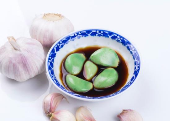 腊八蒜可以泡多久？腊八蒜很辣怎么办？