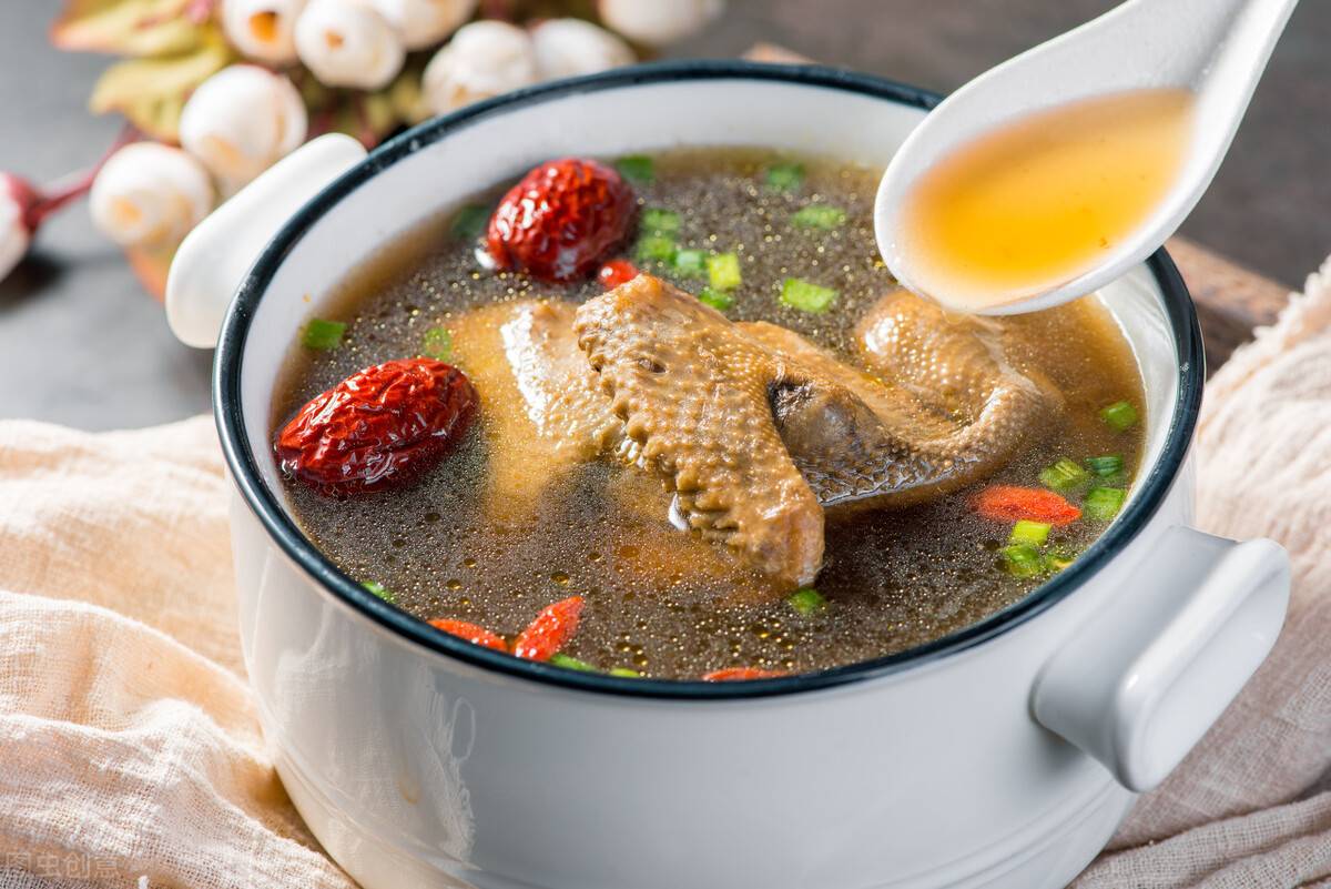 鸽子炖汤要不要焯水？ 鸽子血的营养价值