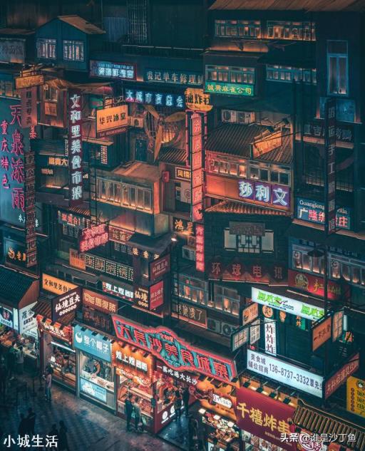 外出旅游，以拍摄风景、人物为主，怎么选一款2万以内的相机？