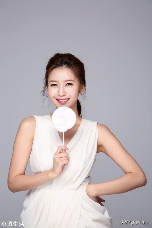 相机调什么参数才能拍好清晰的人像照?