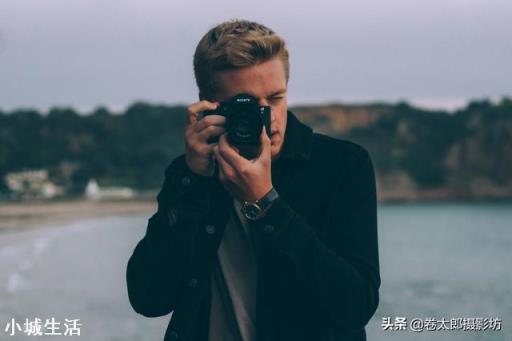为什么有人说单反相机对于大多数的年轻人来说都是浪费钱？
