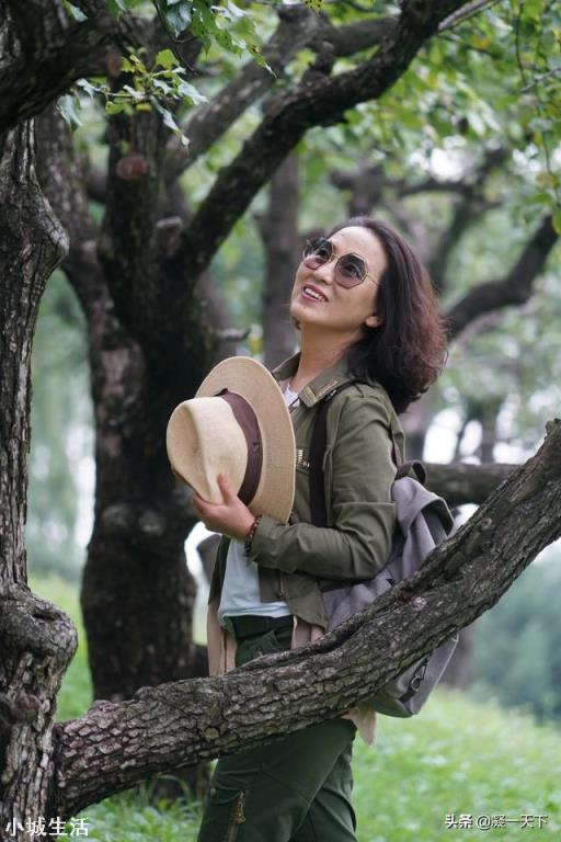 拍摄人像为什么很多人喜欢用竖构图，是因为要拍全身吗？