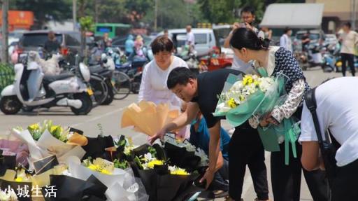 郑州地铁死亡14人，其中女性11人，为什么死亡人中女性居多？