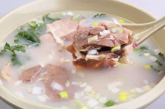 羊肉板栗能一起吃