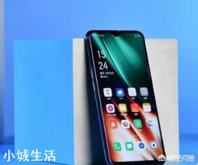 想给家里人买一台新手机,预算1500-2000,有什么推荐?