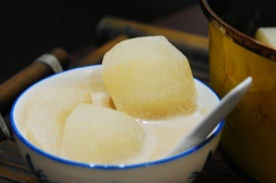 梨子牛奶能一起吃吗