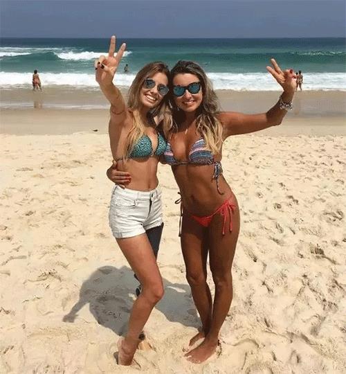 性感身材令人眼前一亮 獨腿美女酷愛健身