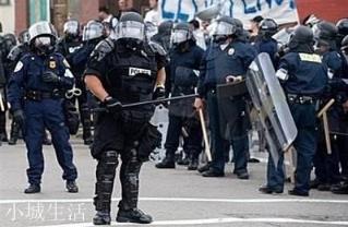 美国的示威,政府为什么敢以暴制暴,而不怕舆论和人权主义者反对?