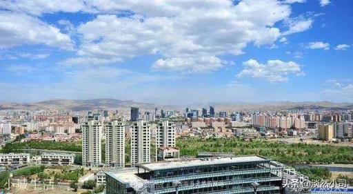 当今世界里，外蒙古地位是不是很尴尬？