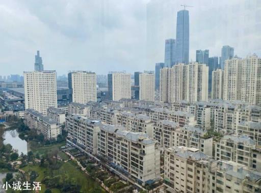 在貴州，存幾年的工資夠買下一套房，才算跟得上社會節奏？